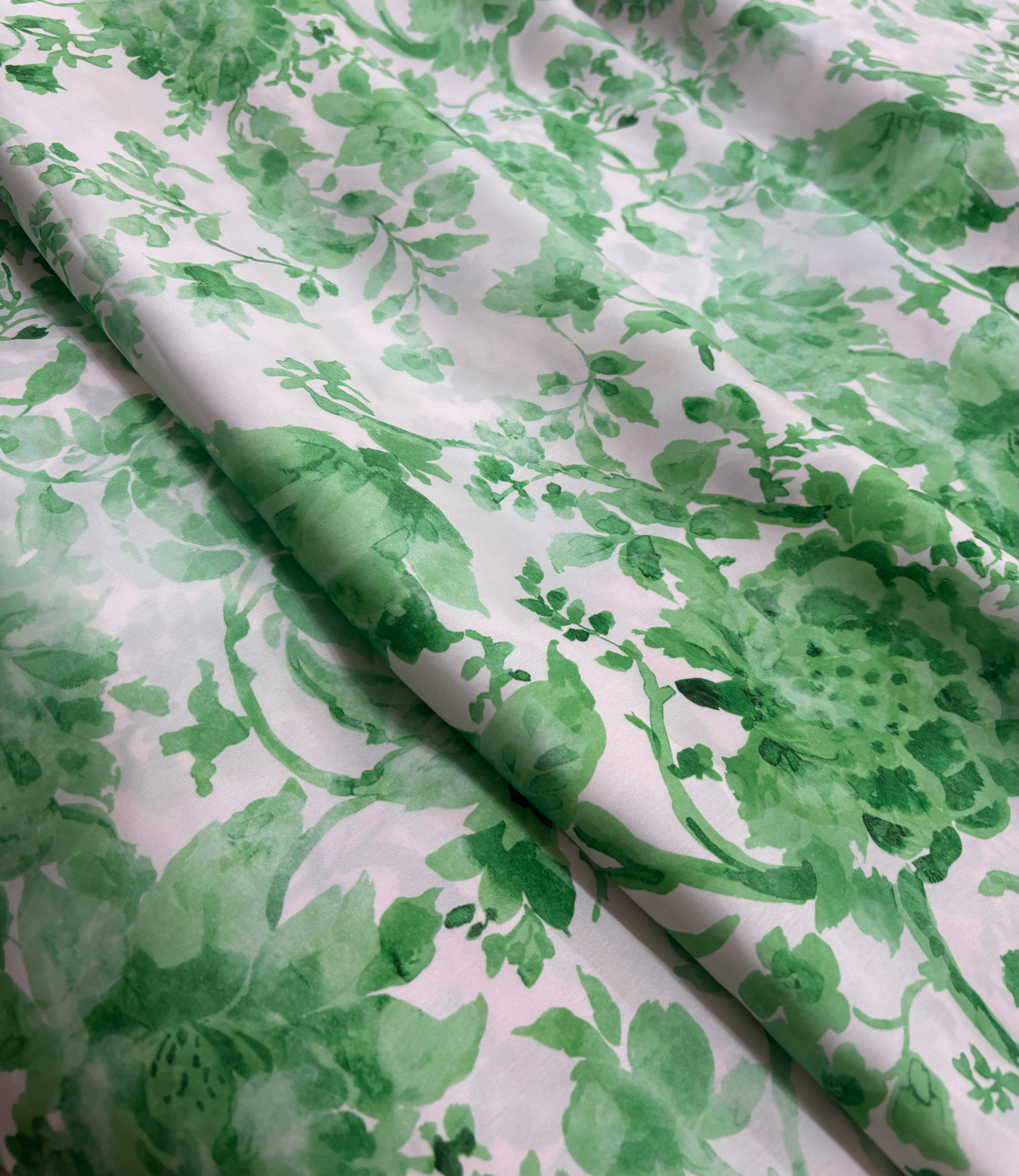 Tessuto 100% POLIESTERE “fiore verde”