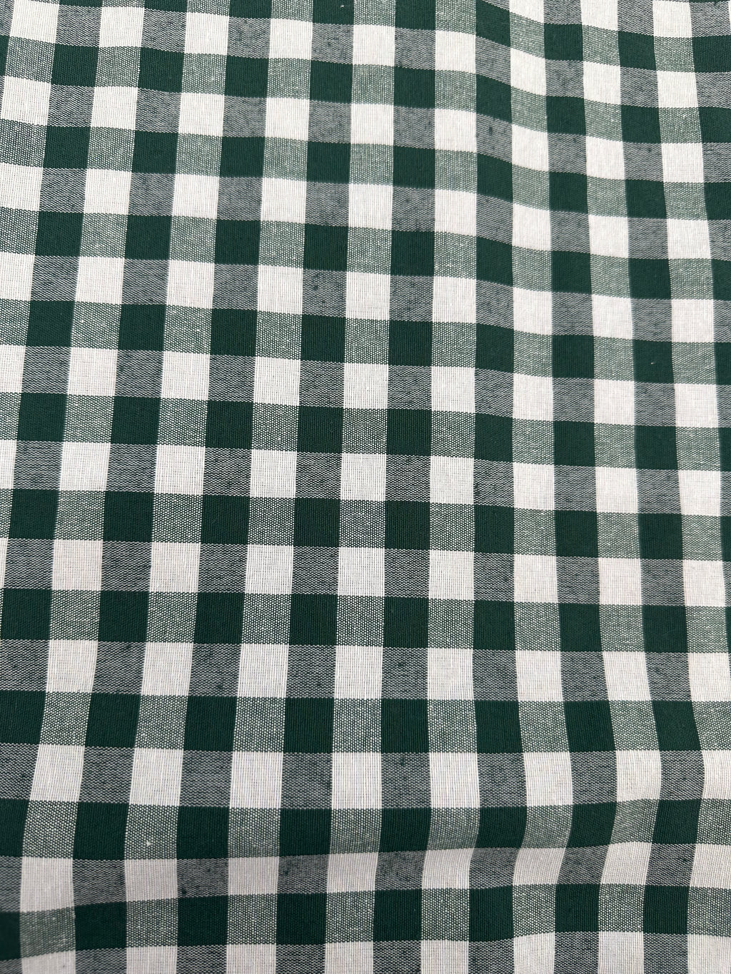 Tessuto TINTO IN FILO “quadretto medio verde”
