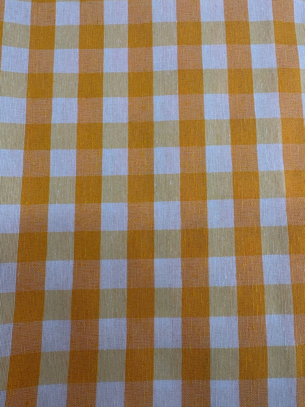 Tessuto TINTO IN FILO “quadretto medio giallo”