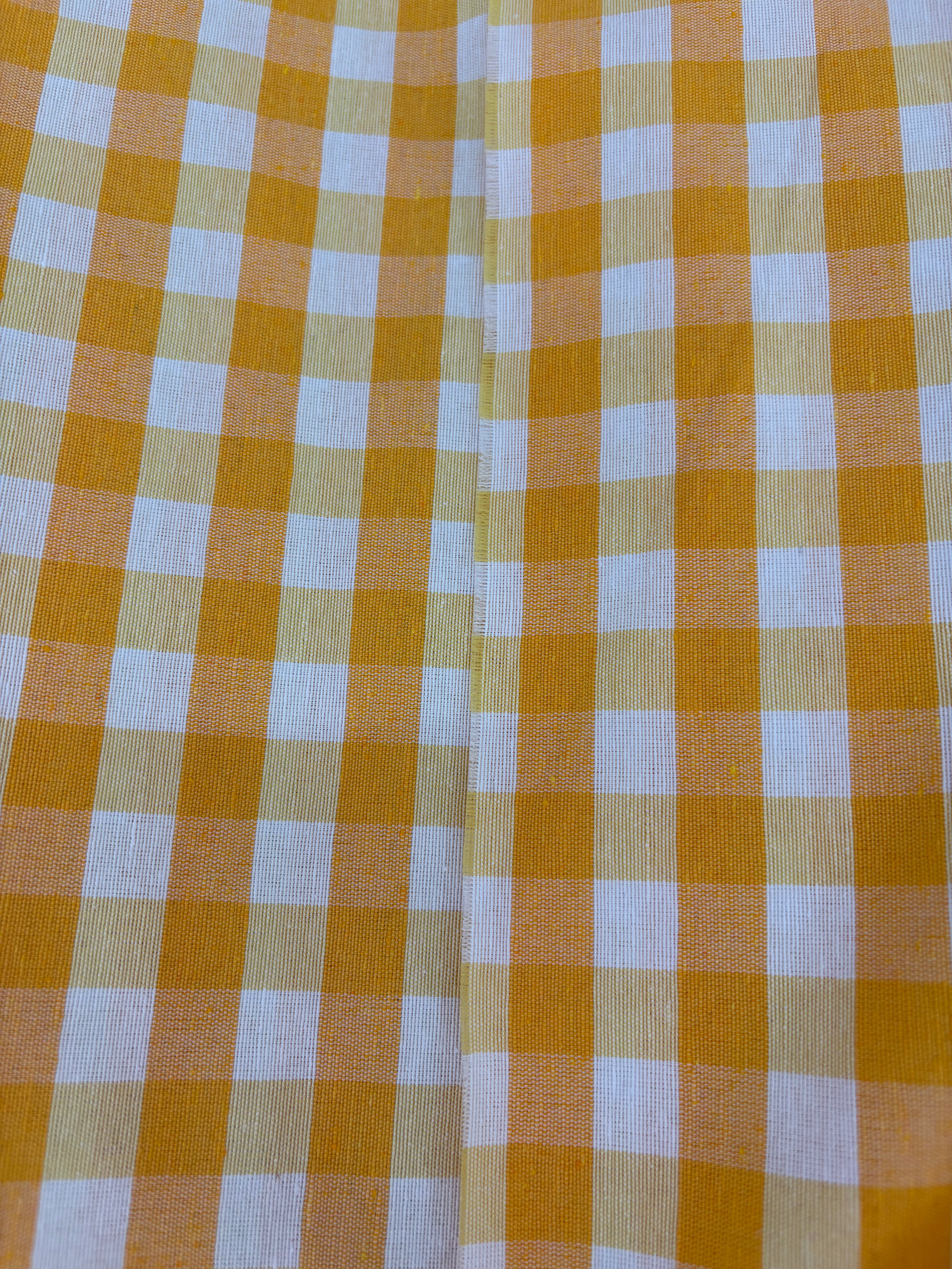 Tessuto TINTO IN FILO “quadretto medio giallo”