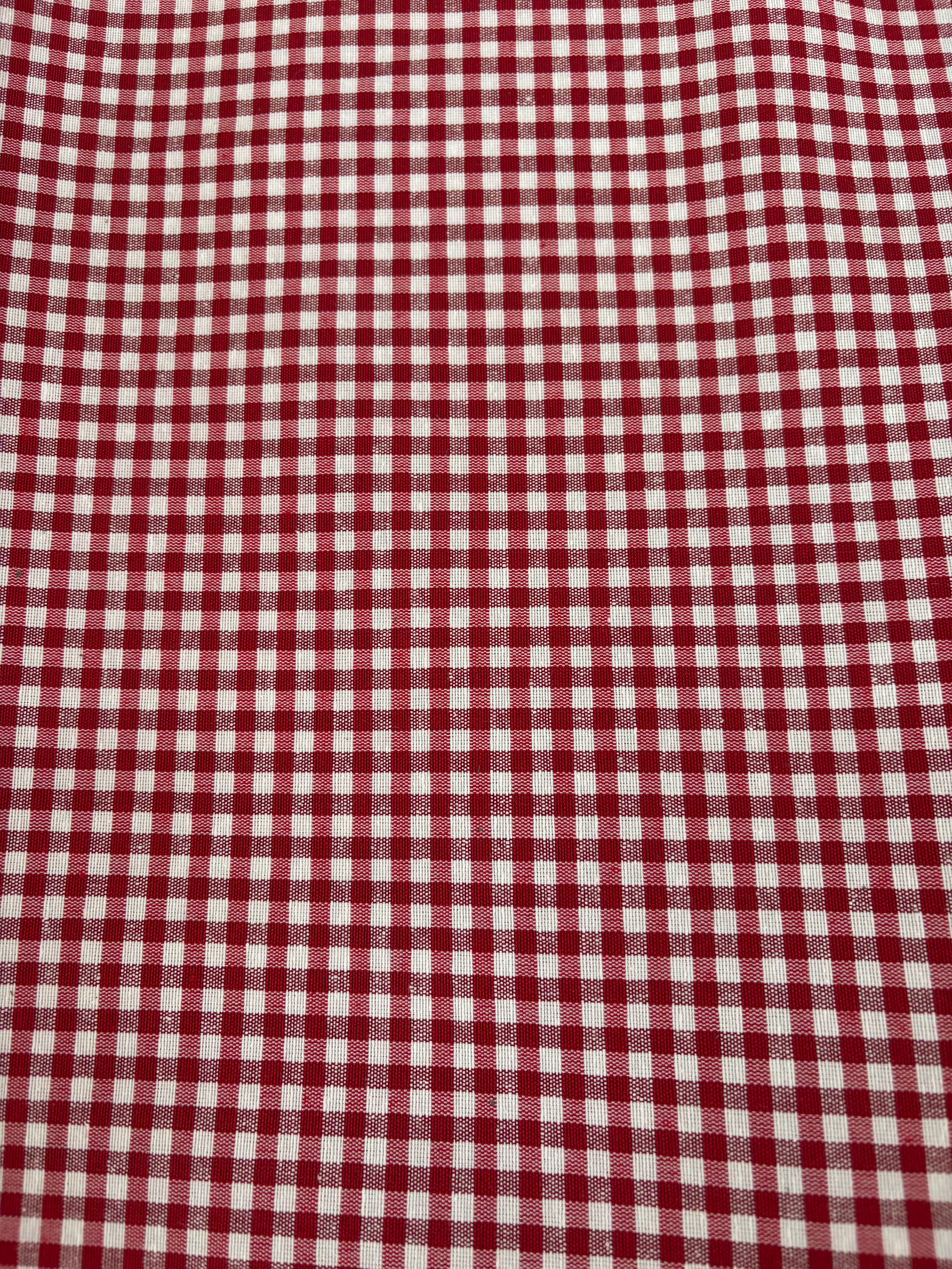 Tessuto TINTO IN FILO “quadretto piccolo rosso”