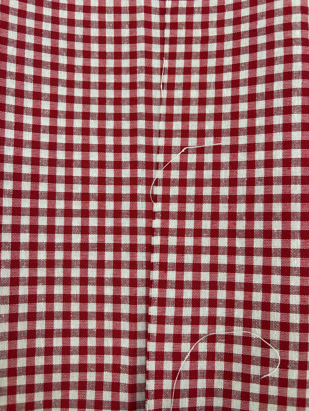 Tessuto TINTO IN FILO “quadretto piccolo rosso”