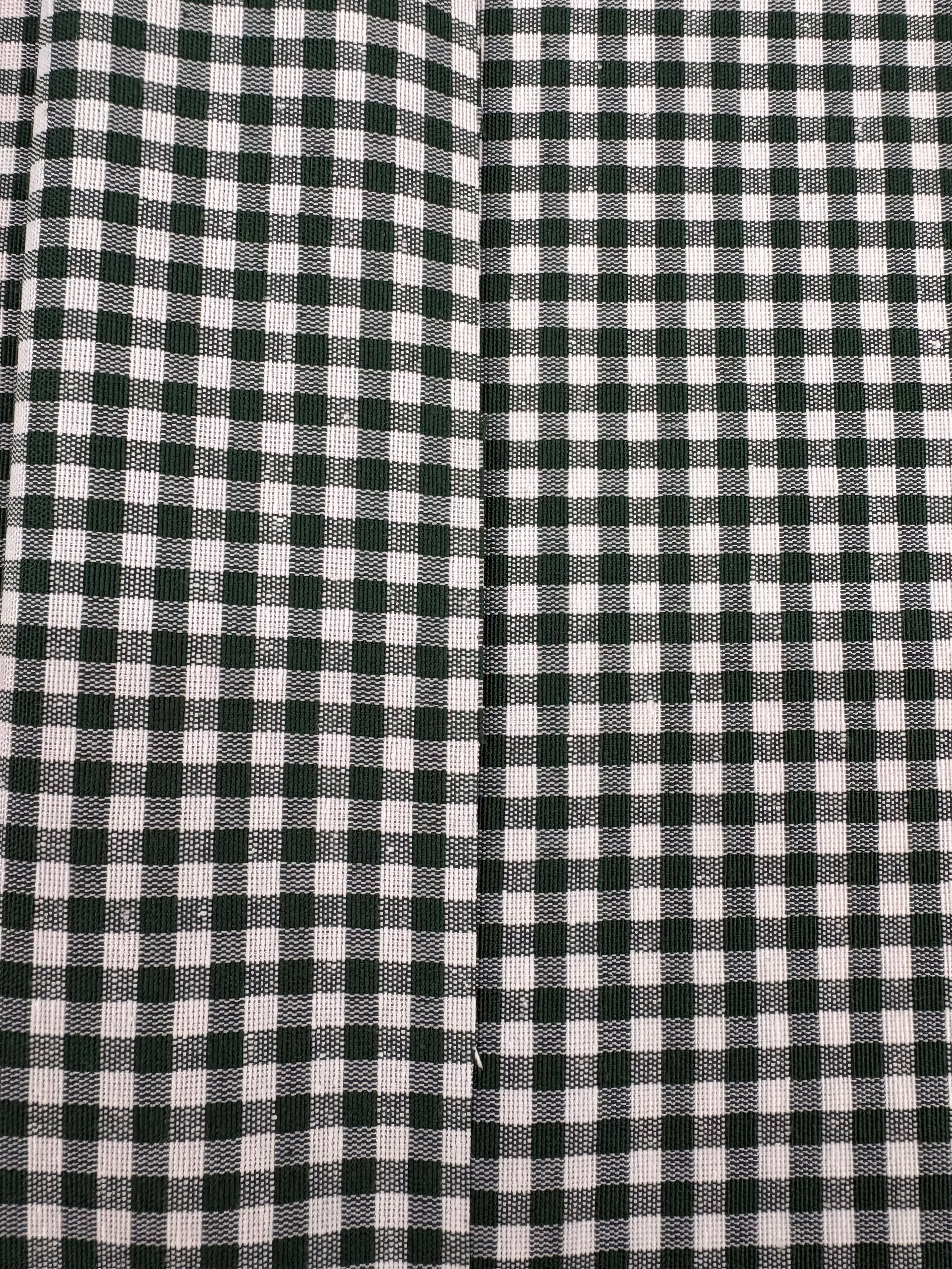 Tessuto TINTO IN FILO “quadretto piccolo verde”