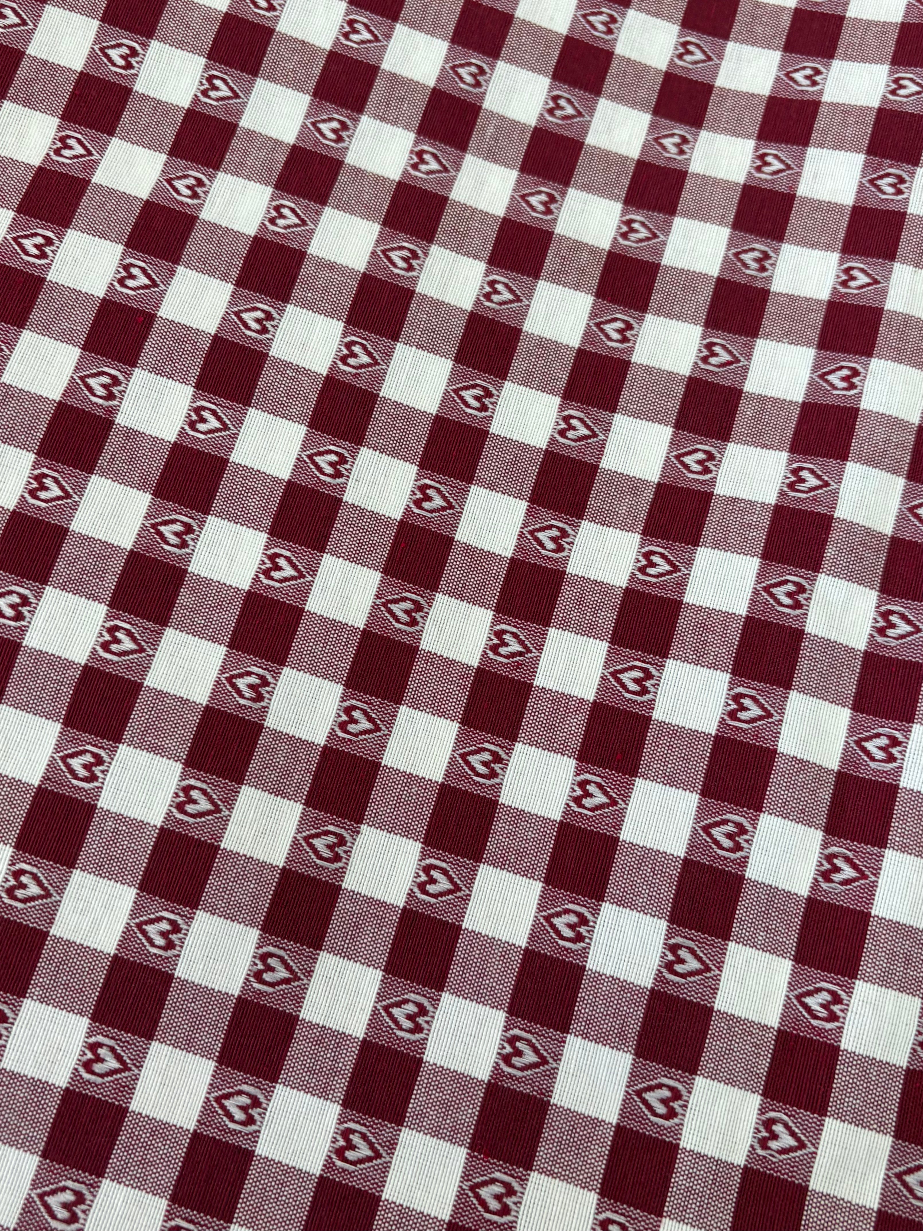 Tessuto TINTO IN FILO “cuore rosso”