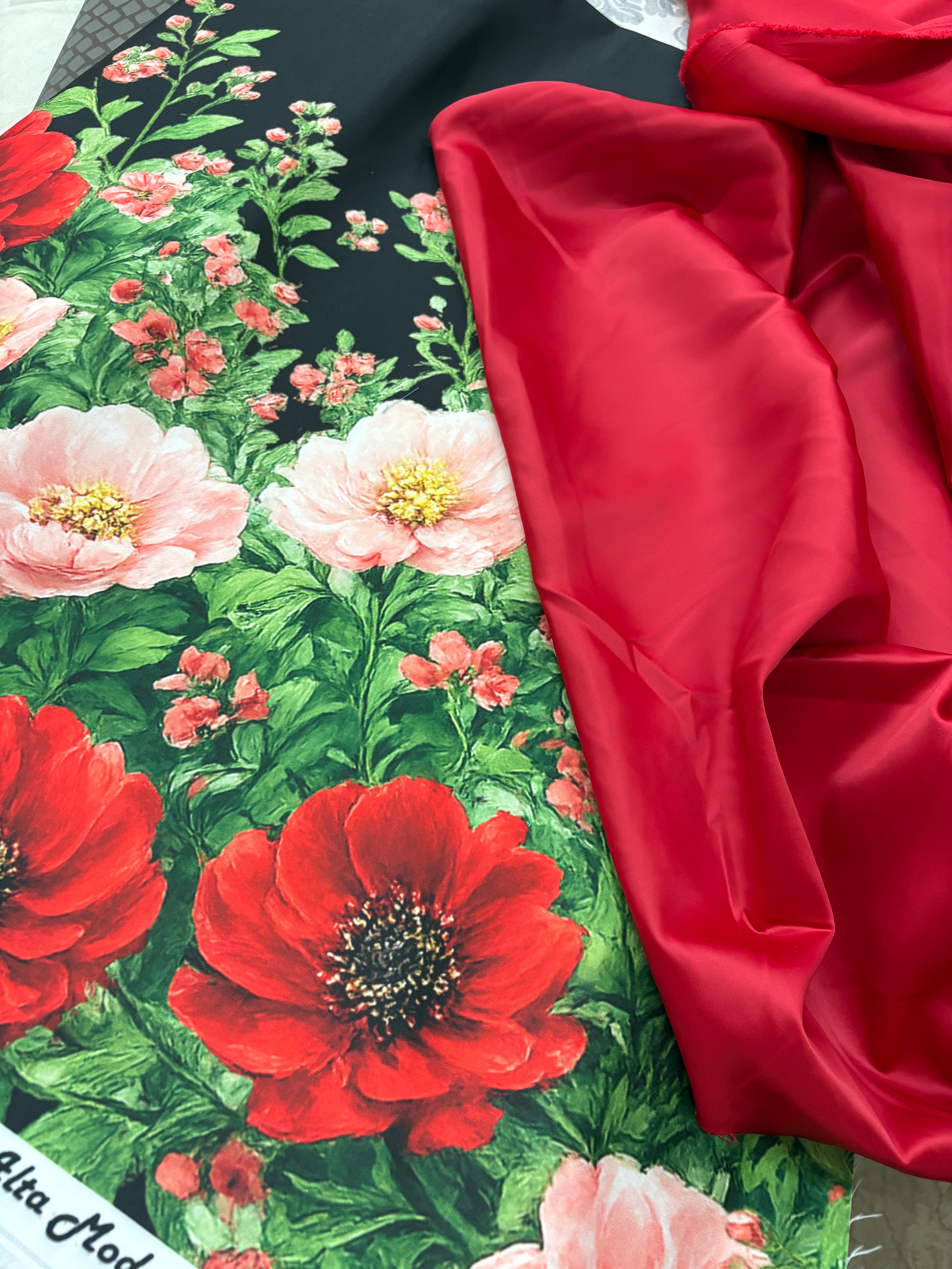 Tessuto RASO DUCHESSE “rosso”