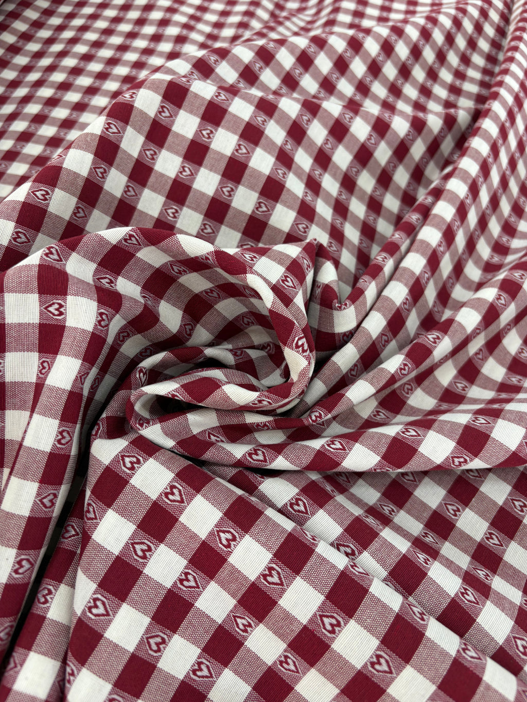 Tessuto TINTO IN FILO CUORE “quadretto medio bordò”
