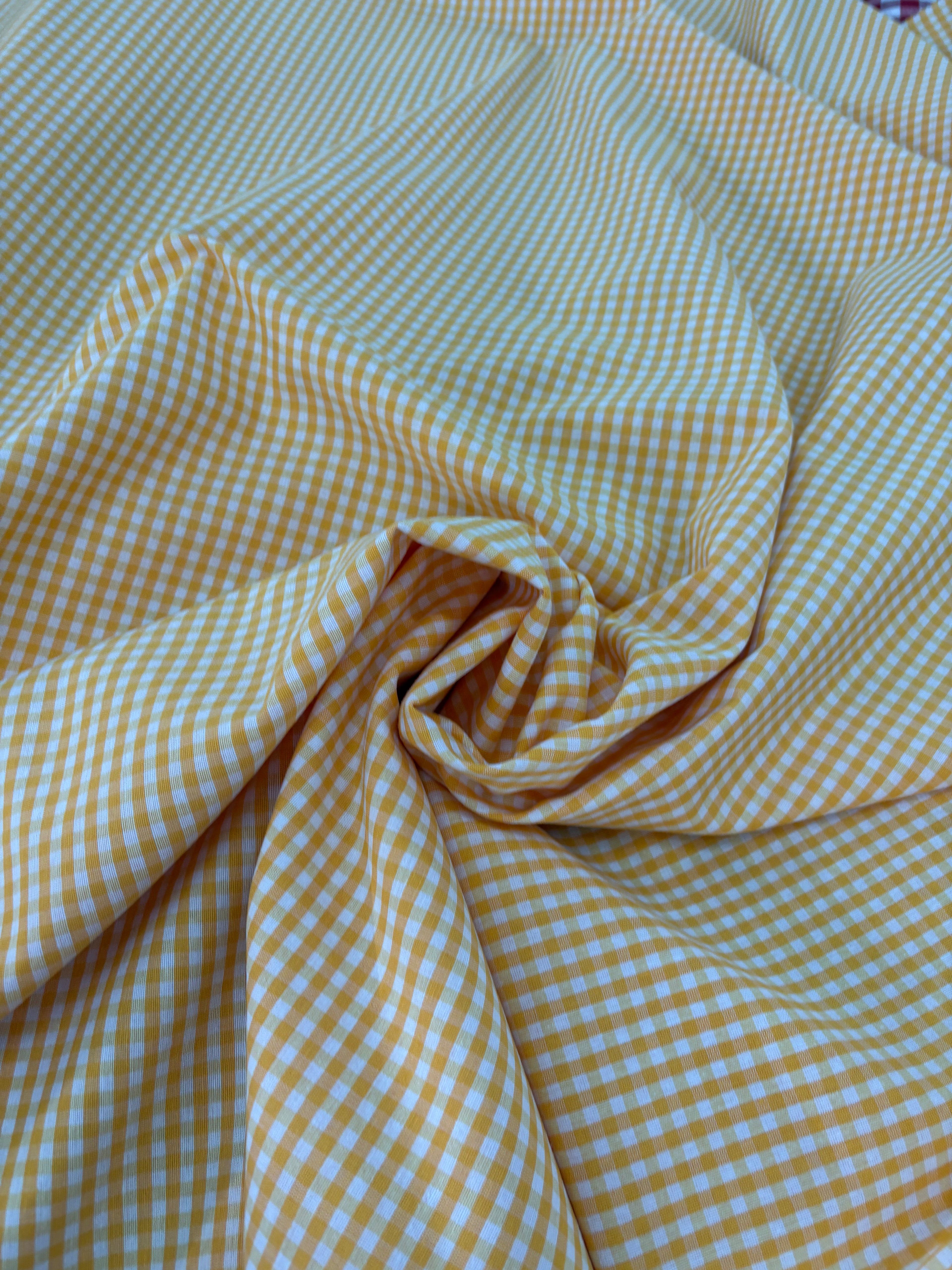 Tessuto TINTO IN FILO “quadretto piccolo giallo”