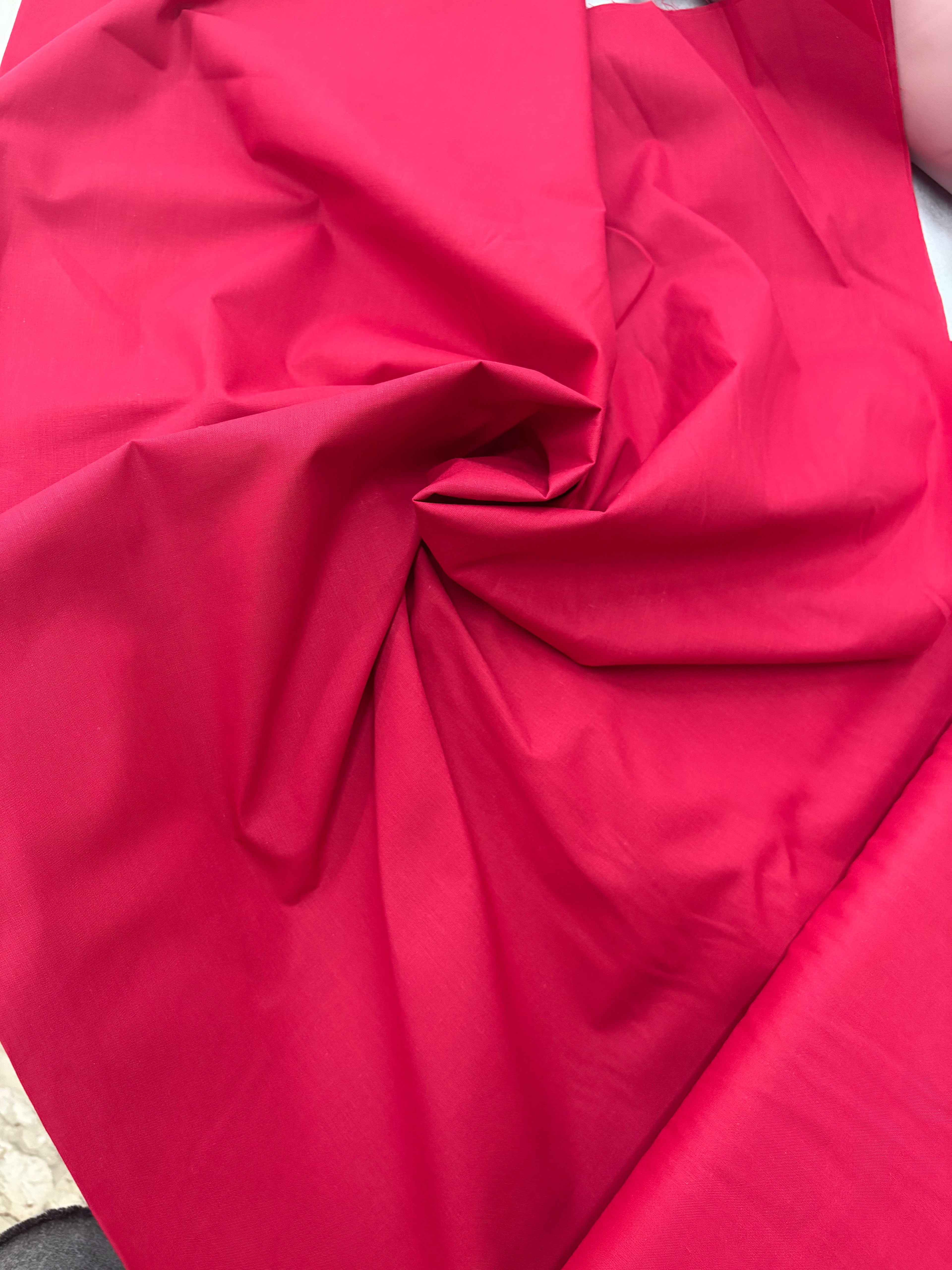 Tessuto COTONE PERCALLE “rosso”