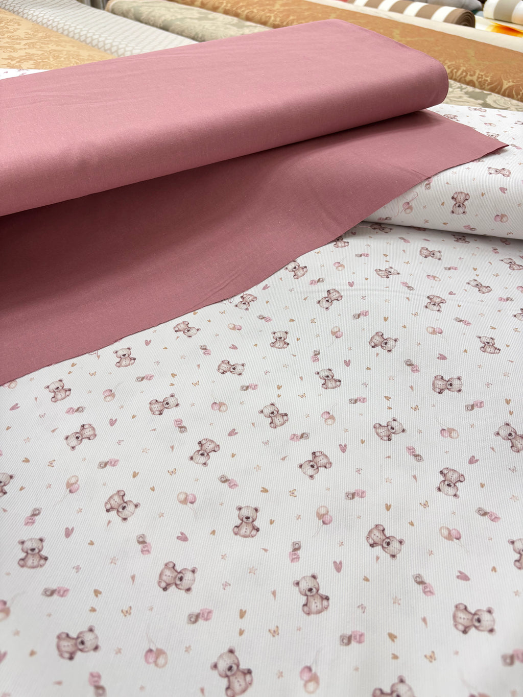 TESSUTO COTONE H 150 CM “orsetto piccolo rosa”