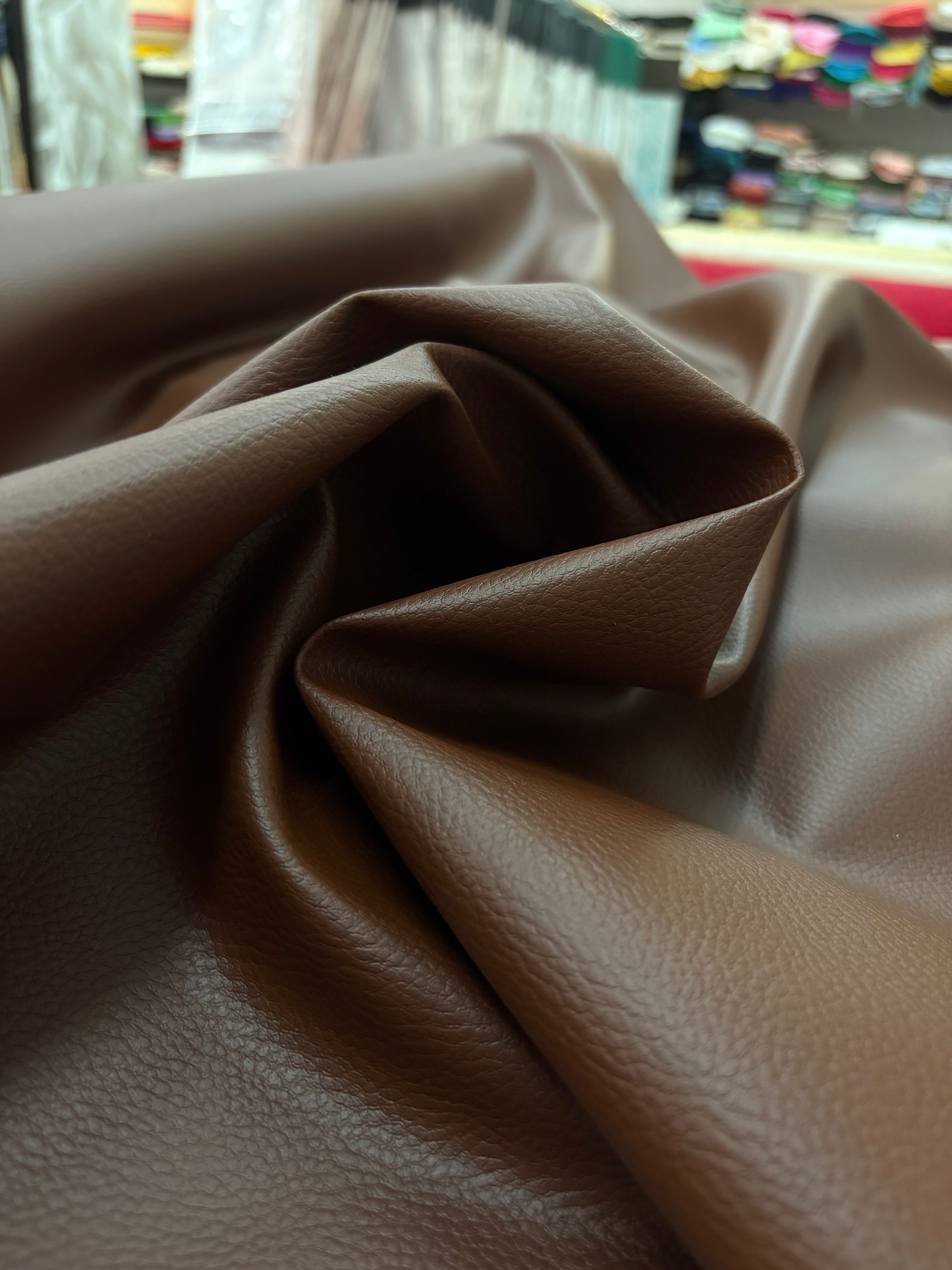 TESSUTO ECO PELLE “marrone”