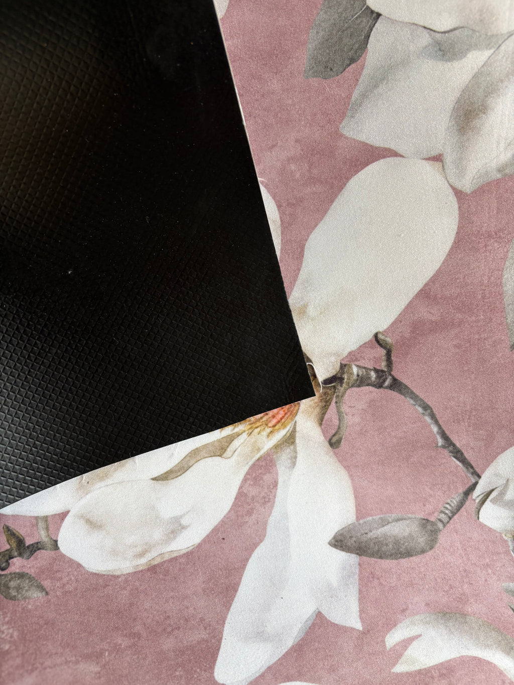 TAPPETO GUIDA “magnolia bianca e rosa”