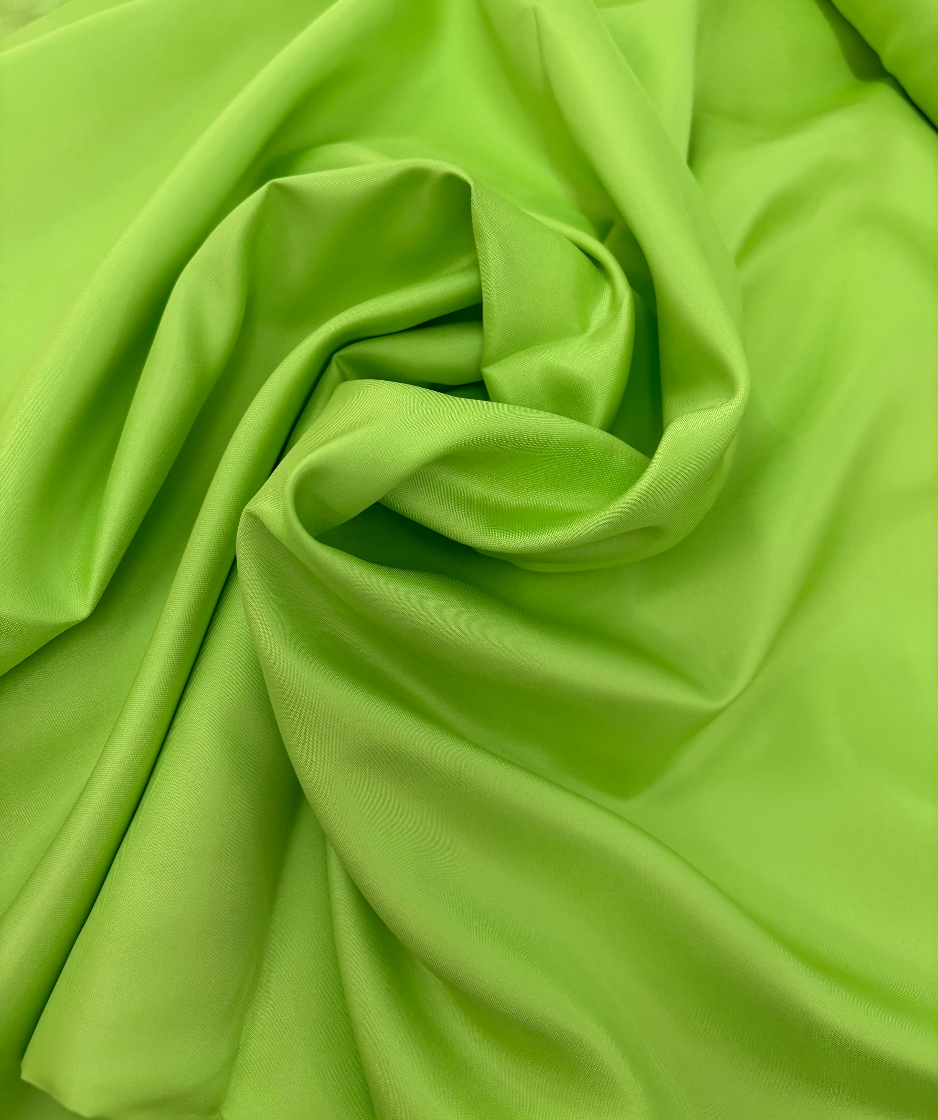 TESSUTO RASO “Verde acido”